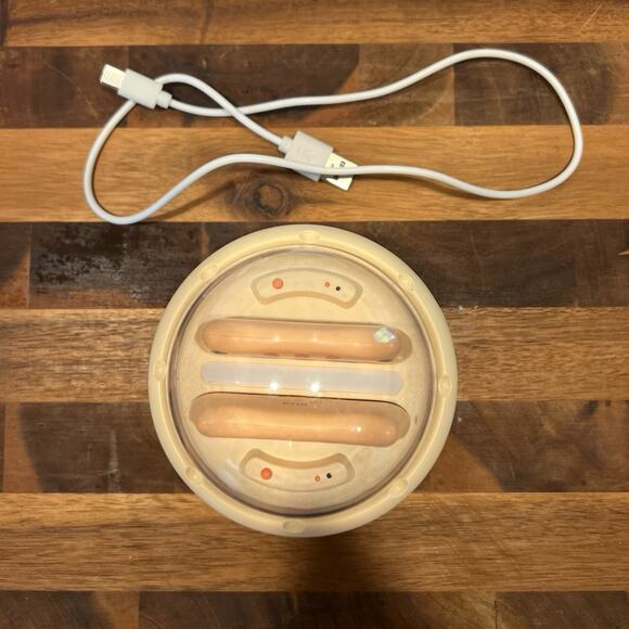 Cat Spaceship iPhone Portable Charger Set - Picture 10 of 12